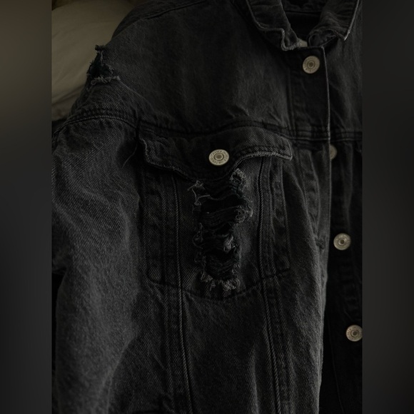 Forever 21Black Denim Jacket - Picture 3 of 6